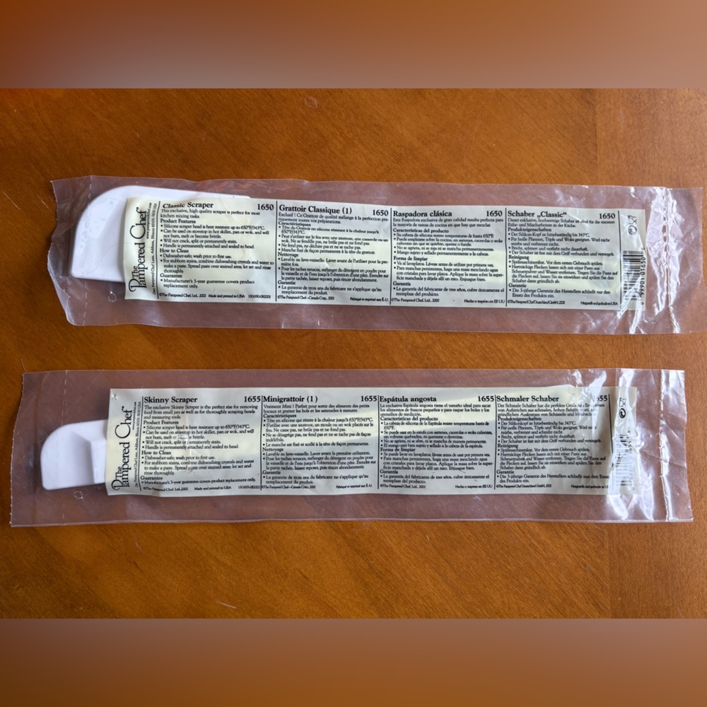 PAMPERED CHEF SCRAPER SET - 2 pcs (1 Classic, 1 Skinny) Items 1650 and 1655 NEW